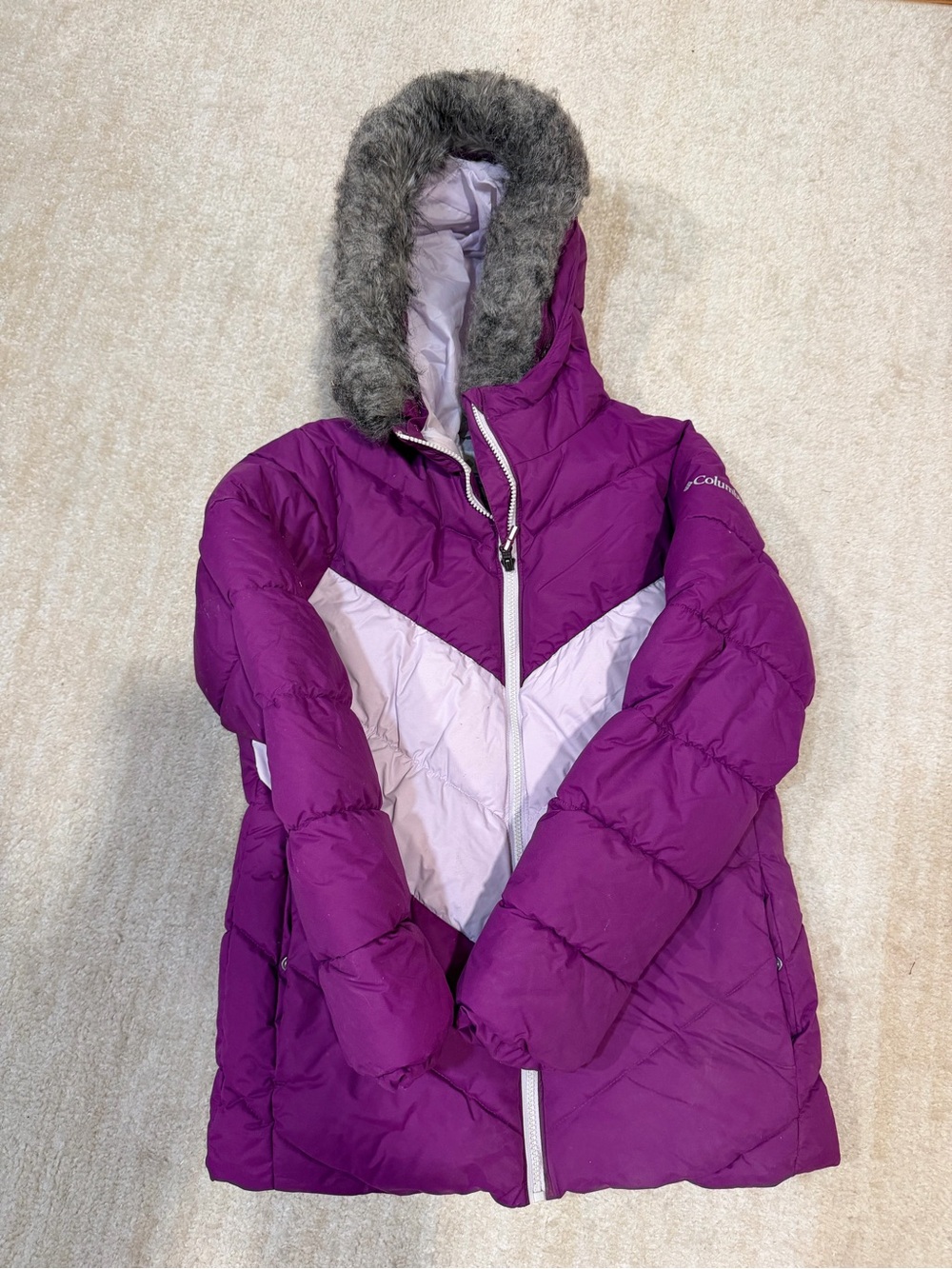 Columbia Girls' Purple Puffy Winter Coat with Faux Fur Hood, Large (14/16)